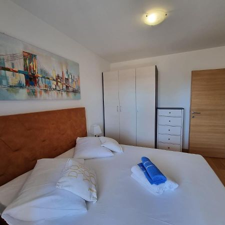 Apartman Marija ビオグラード・ナ・モル エクステリア 写真
