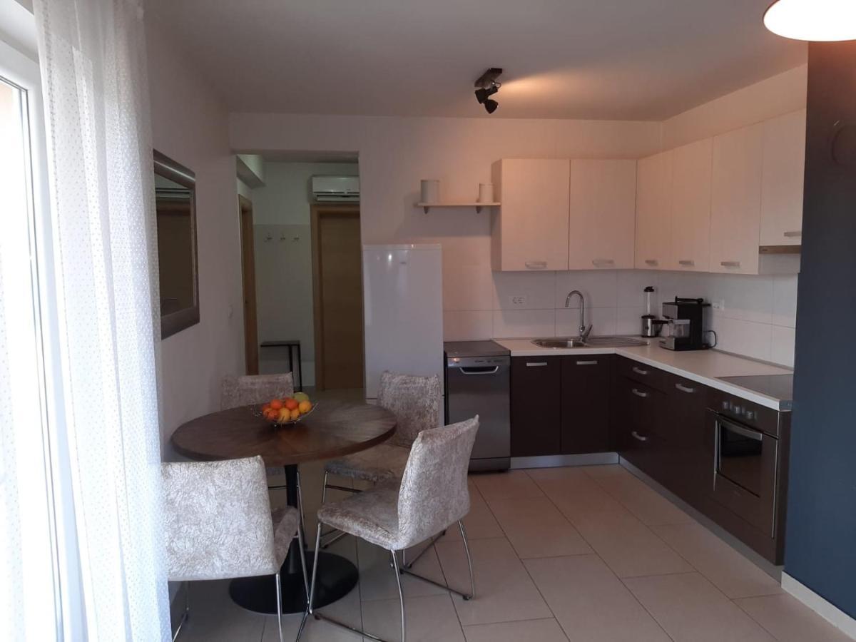 Apartman Marija ビオグラード・ナ・モル エクステリア 写真